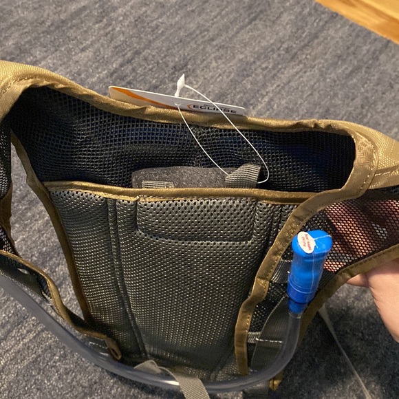Eclipse 1.5L Hydration Pack - Picture 5 of 5